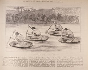 Ein Coracle-Rennen auf dem Severn bei Ironbridge, Shropshire, aus 